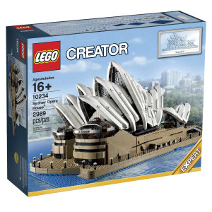 LEGO® creator 10234 form, with dark tan LEGO bricks, 